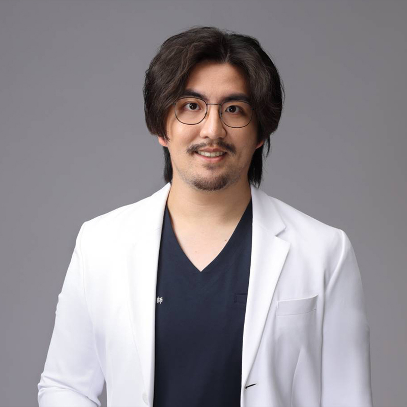 困難智齒/手術專門醫師 謝秉諺醫師