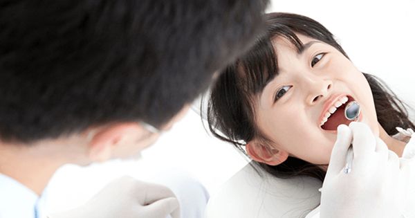 桃園中路特區兒童幾歲看牙?掌握黃金期,讓孩子勇敢跨出第一步 桃園中路特區兒童幾歲看牙?掌握黃金期,讓孩子勇敢跨出第一步